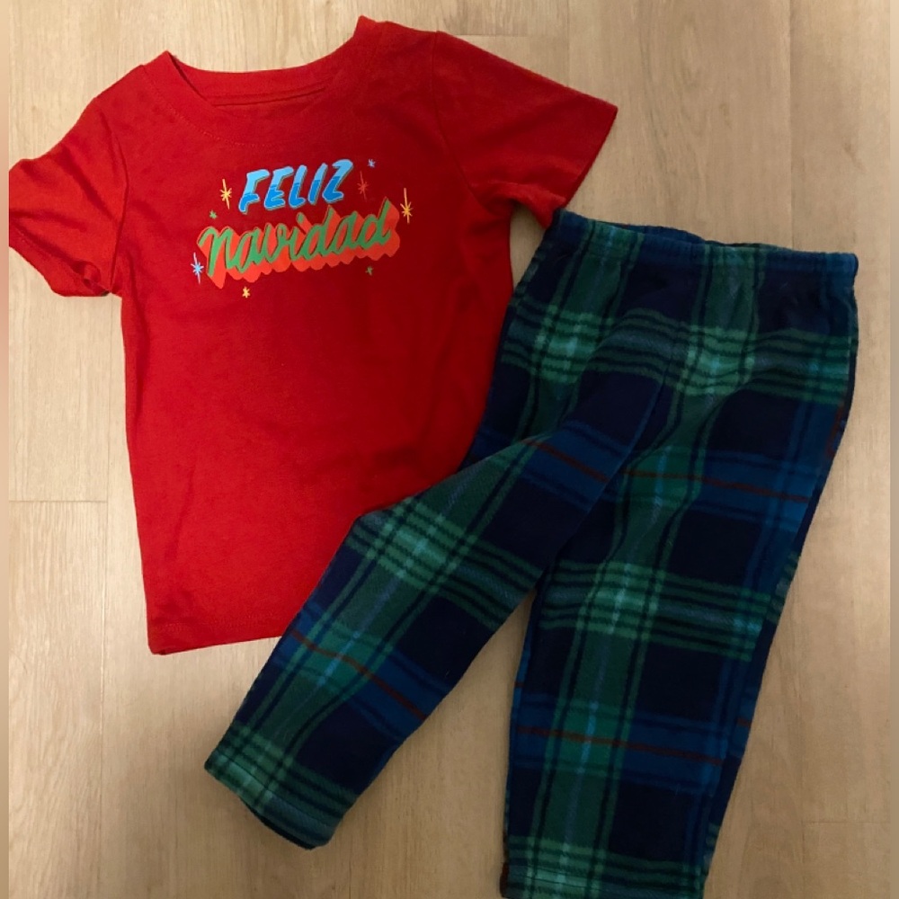 Feliz Navidad Christmas pajama set